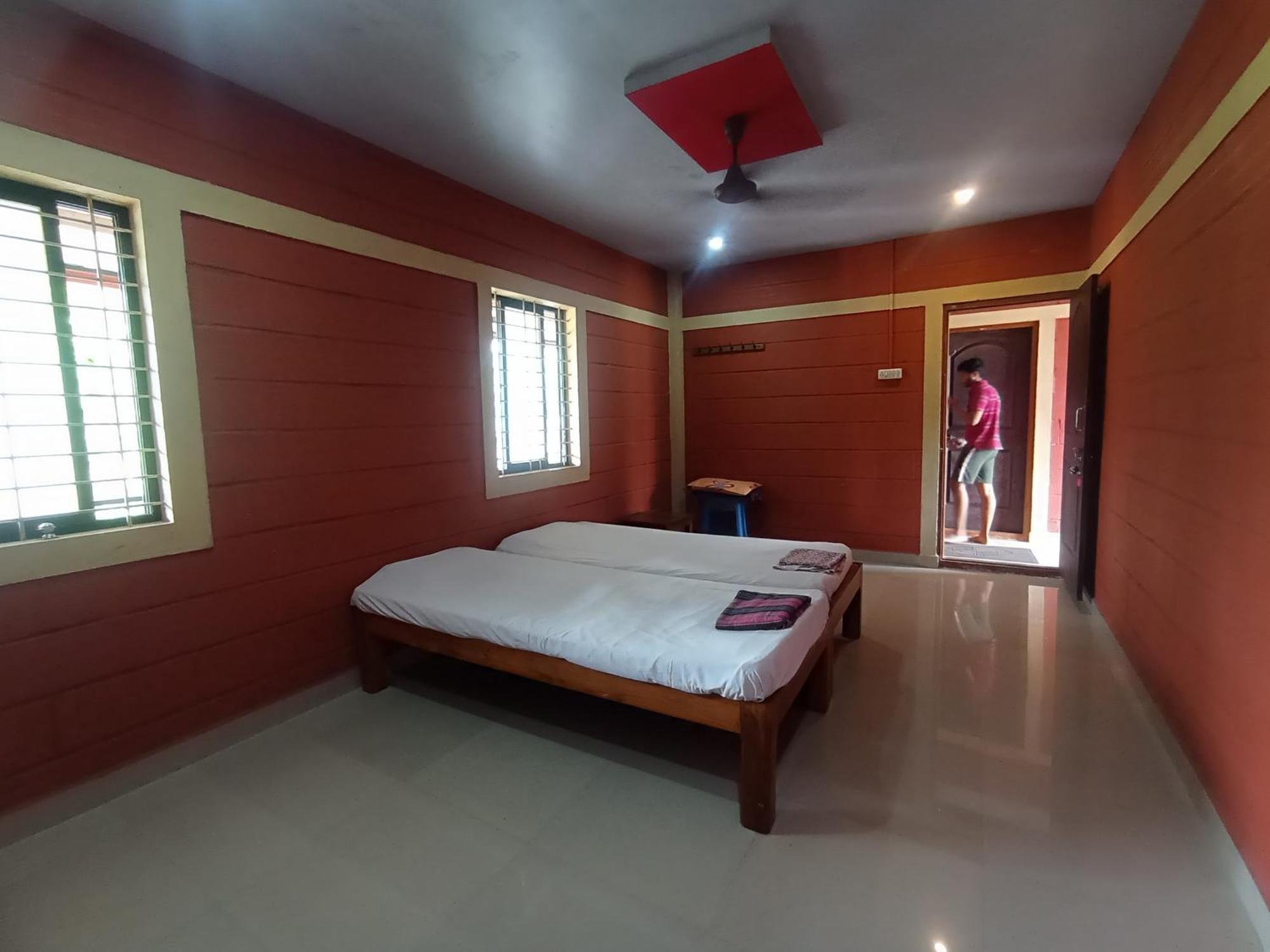 Prabhu Homestay Mavalli Bagian luar foto